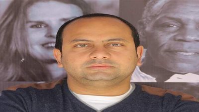 الناقد رامي عبد الرازق ساخرا: «نسل الأغراب» أفضل مسلسل كوميدي في رمضان 2021