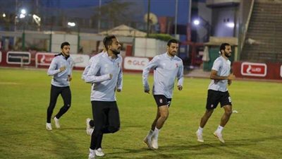 الأهلي يخوض مرانه الأخير اليوم استعداداً لقمة الزمالك