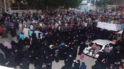 نائب محافظ قنا يقدم واجب العزاء لأسر ضحايا أتوبيس أسيوط