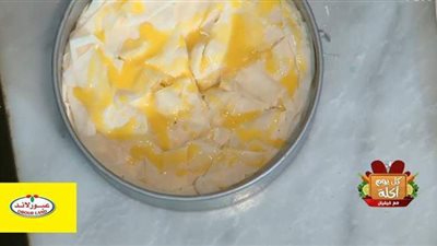 طريقة عمل جلاش تشيز بالموز وكريمة اللوتس | فيديو