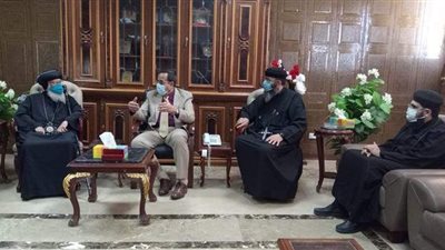 وفد من الكنيسة يهنئ محافظ شمال سيناء بشهر رمضان