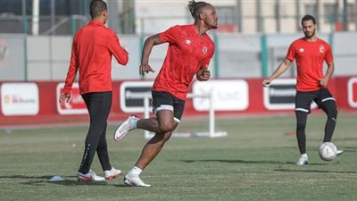 أقربهم على لطفى.. 4 لاعبين من الأهلى يشاركون في القمة للمرة الأولى