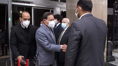 سياسيون وإعلاميون في عزاء شيخ الصحفيين مكرم محمد أحمد | صور