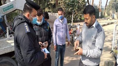 تحرير٦١ محضر مخالفات و٤٣ غرامة فورية لعدم ارتداء الكمامات بسوهاج