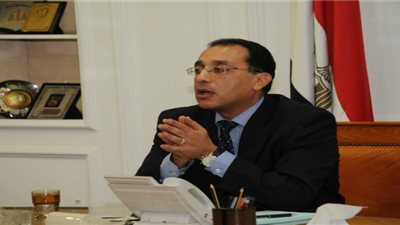 رئيس الحكومة يجتمع بوزيرة الصحة لمتابعة تنفيذ تكليفات السيسي.. اليوم