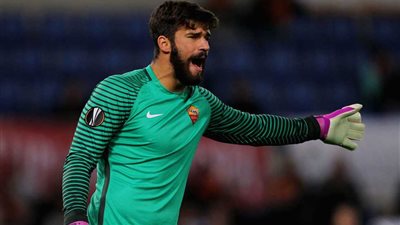 روما: لم ننته من صفقة أليسون والمفاوضات مع ليفربول متقدمة