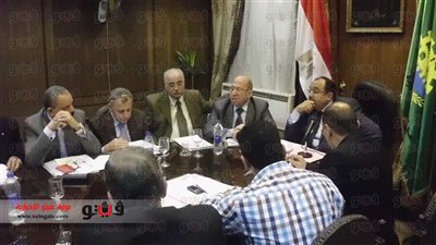 بالفيديو والصور.. مستثمرو القليوبية يعرضون مشاكلهم على المحافظ