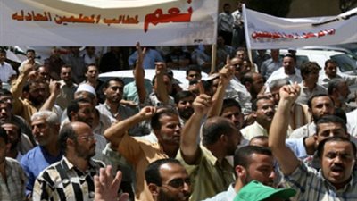 «أجور المعلمين قنبلة موقوتة».. «المالية» تستثني مليونًا و300 ألف معلم من الحد الأدنى.. «الحرة» تهدد بسلسلة مظاهرات.. «التعليم» تنفي وتتمسك بكادر الـ50%.. «