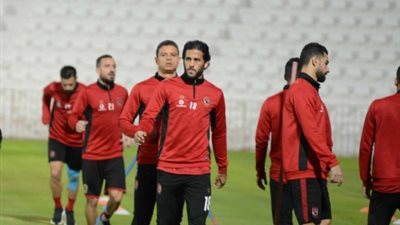 تدريبات استشفائية للأساسيين في مران الأهلي