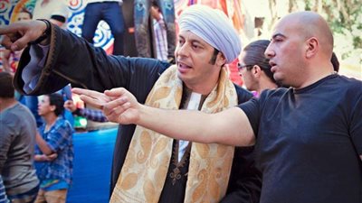 أول صورة لمصطفى شعبان ومجدى الهوارى سويًا فى 