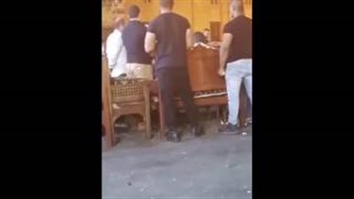 بالفيديو.. «خليجي» يستأجر 6 «بودي جارد» أثناء تجوله بالقاهرة