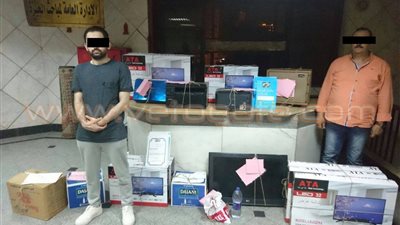 ضبط عصابة الاستيلاء على أموال المواطنين بحجة تمليك شاليهات بالساحل