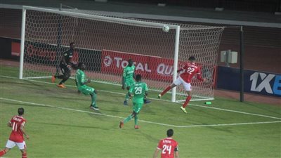 وليد سليمان يسجل الهدف الأول للأهلي في شباك بلاتنيوم