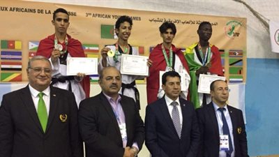 وزير الرياضة يؤازر أبطال مصر بدورة الألعاب الأفريقية للشباب بالجزائر