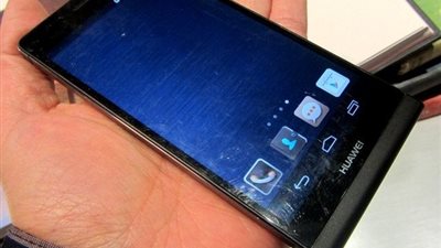 هواوي تطرح «اسيند بي7» بشاشة ياقوتية