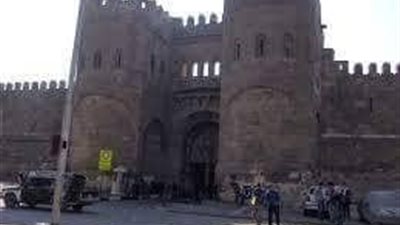 إنارة القلعة بـ«الأحمر» احتفالًا بالعيد الذهبي للأولمبياد الخاص