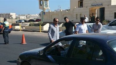 ضبط 34 من قائدي السيارات يتعاطون المخدرات في حملات أمنية