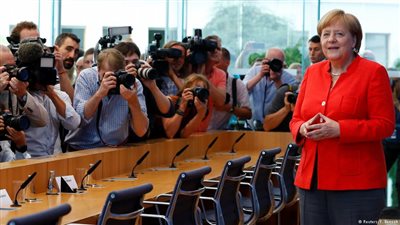 ميركل قبيل عطلتها الصيفية: قانون هجرة القوى العاملة سيفيد ألمانيا