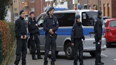 الشرطة الألمانية لا تستبعد فرضية الإرهاب في عملية الطعن