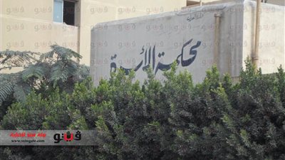 موظفة الضرائب تخلع زوجها العاشق للساقطات