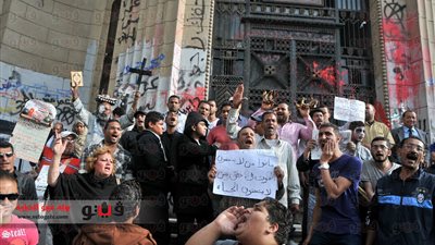 اشتباكات بين مؤيدى 