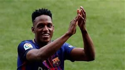 ياري مينا يتفق مع إيفرتون الإنجليزي