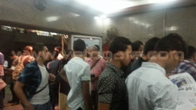 بالصور.. مسارح المهرجان القومي ترفع لافتة «كامل العدد»