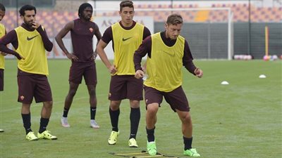 محمد صلاح على رأس قائمة روما أمام فروسينوني