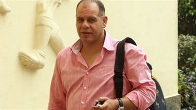 أيمن حافظ يمثل المنتخب المصري في قرعة الدورة المجمعة