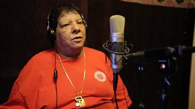 بالفيديو.. «شعبولا» يهاجم «أردوغان» بأغنية «القرد شلح جيشه»