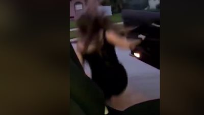 الحظ السيئ يفسد تجربة امرأة لتحدي أغنية «كيكي» (فيديو)