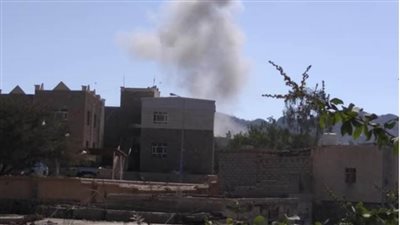 مصرع 7 أشخاص في انفجار استهدف عرضا عسكريا للقوات الجنوبية في اليمن | فيديو