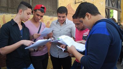 ٤٠ طالبا يشتركون في المراكز العشرة الأولى للثانوية العامة