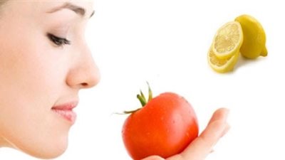 «ماسك الطماطم بالليمون» لعلاج البقع السمراء بالبشرة