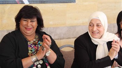 عبد الدايم تبحث سبل التعاون الثقافي والفني بين مصر ولبنان