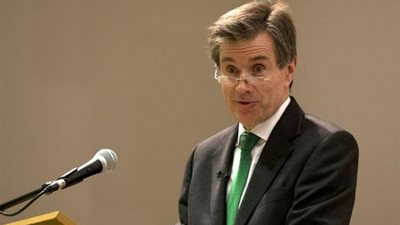 الرئيس السابق لـ«MI6»: السعودية يمكنها مواجهة تحديات أسعار النفط