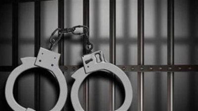 ضبط 3 عاطلين بحوزتهم 730 جرام حشيش بمنطقتي القطامية والشرابية