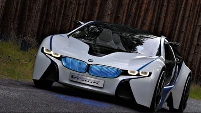 سيارة بي إم دبليو i8 رودستر تخضع لتعديلات جديدة