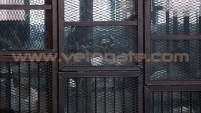 السماح للدفاع بمقابلة المتهمين في جلسة 