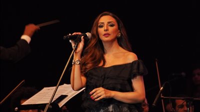 بالصور.. أنغام تتألق في مهرجان النخبة للإعلام العربي