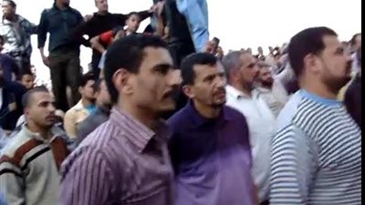 بالفيديو.. صناع دمياط يحاصرون 