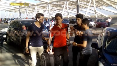بالصور.. بعثة «الأهلي» تصل مطار القاهرة استعدادا للسفر إلى المغرب