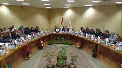 مجلس جامعة أسيوط يوافق على تعيين 17 أستاذا مساعدا