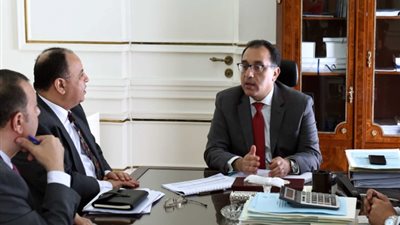 بتعليمات عليا.. نهاية عصر الخلافات بين «المالية» و«المركزى».. توافق بين «معيط» و«عامر» في إدارة ملفات عجز الموازنة والدين العام.. ورئيس الوزراء يرحب باللجنة الم