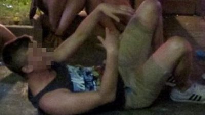 ذا صن: «مافيا نسائية» لاصطياد السياح على شواطئ بريطانيا (فيديو)