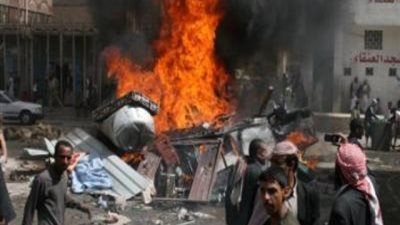 انفجار يهز وزارة الدفاع اليمنية.. وأنباء عن سقوط قتلى في صفوف الضباط