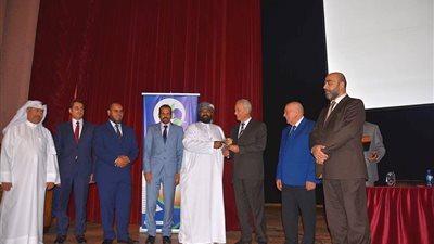 تكريم نقيب المعلمين في ختام الأسبوع العالمي للتدريب في لبنان (صور)