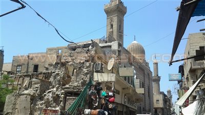 بالفيديو.. صراع رجال الأعمال على عقار أثري بـ«المعز» عمره 300 عام