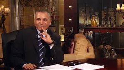 بالفيديو..أحمد موسى: تعيين «محلب» مساعدًا لرئيس الجمهورية لشئون المشروعات