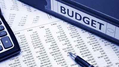 عمان تنجح في خفض عجز الميزانية خلال العام الجاري